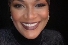 Lynette-Live-Headshot-2022-Lynette-Sheard