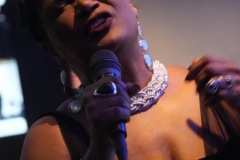 Lynette-Live-Singing-4-Lynette-Sheard